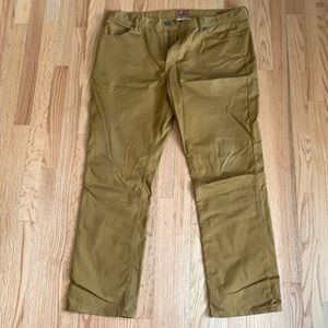 Red Ale men’s pants. size 38/32.